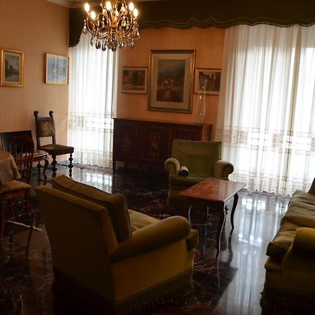Eleganza Vicino Al Centro Di Torino Appartement Buitenkant foto